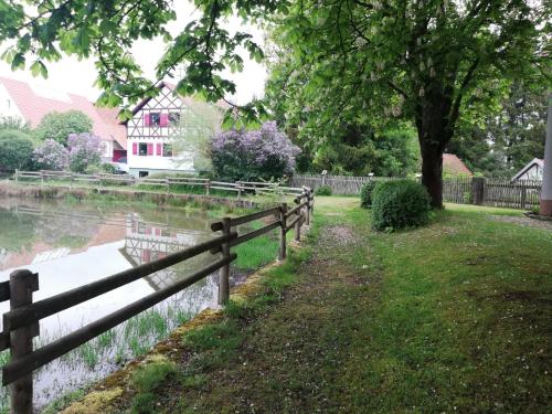 Hausle an der Hule 8.7km von Trochtelfingen entfernt