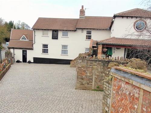 Kilátás, The Old Star in Winterbourne