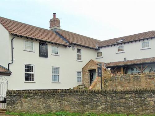 Kilátás, The Old Star in Winterbourne