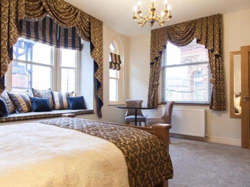 Parkers House Bed & Breakfast - Dolfach