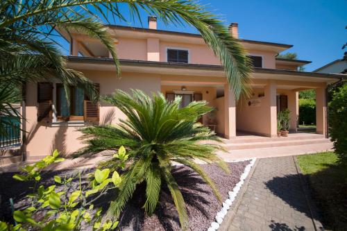 Villa Alida - Case Vacanza Giorgia e Martina 2