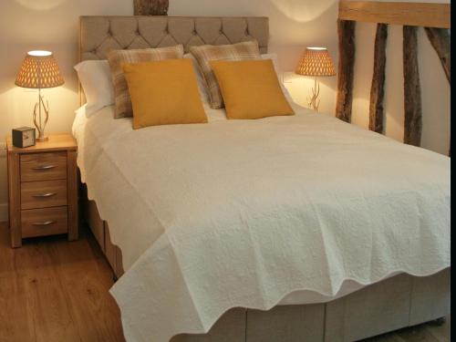 The Red Cow Pub Chrishall Ltd Room Type - Deluxe Double Room with Bath