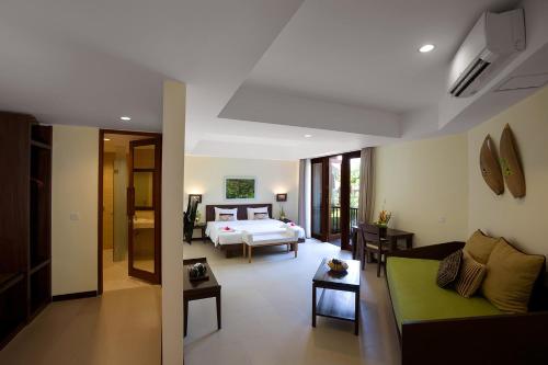 Ketapang Indah Hotel