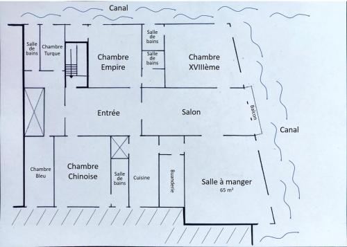 Charming large palazzo in center Venice for up to 9 people, Венеция (фото 2)