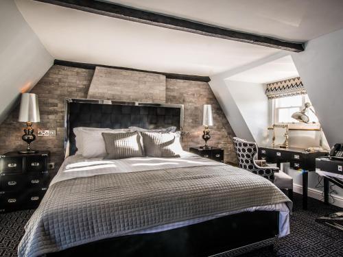 Suite, junior