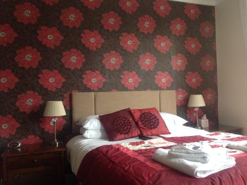 The Safe Harbour Hotel - image 11