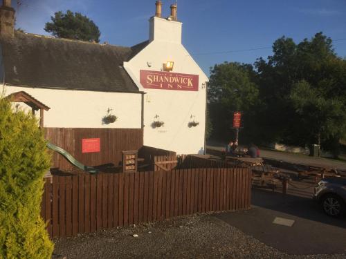 The Shandwick Inn - Accommodation - Tain