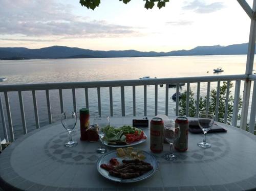 Apartment Bonaca in โคมาร์นา