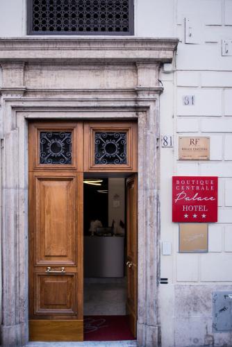 Boutique Centrale Palace Hotel - image 5