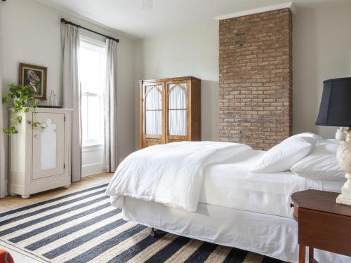 Stewart House Hotel in Athens, USA