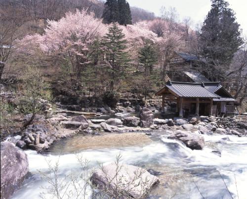 Takaragawa Onsen Ousenkaku