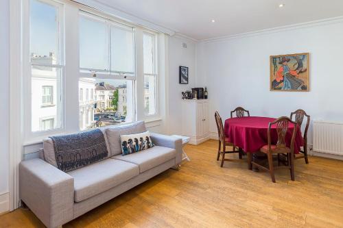 Veeve - Belsize Park Charm, , London