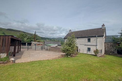 Neds Brae View in the Glens of Antrim Family and Pet friendly Carnlough home