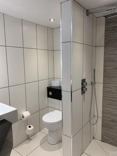 The Wheatsheaf Hotel Sandbach - image 12
