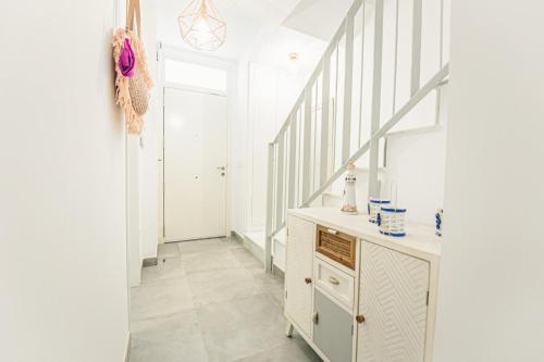 Sun Kissed Beach House Familias - image 12