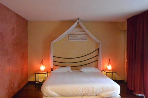 Hotel De La Gare in Aix-les-Bains-Gresy