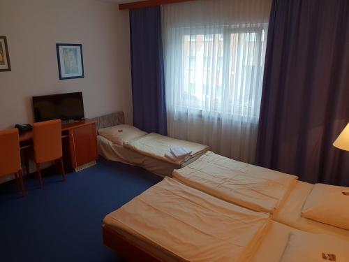City Hotel Stuttgart - image 3