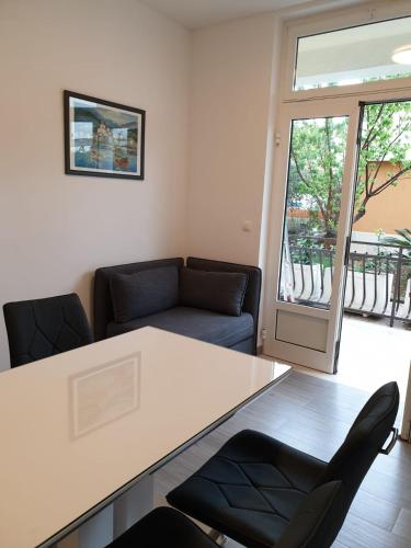 Apartment Mary - image 13