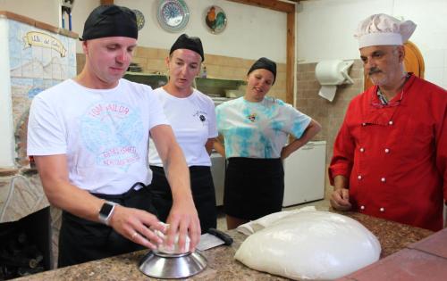 Etna Shelter Holiday House - image 4