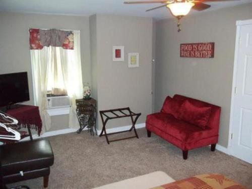 Tin Brook Bed & Breakfast in Walden, USA