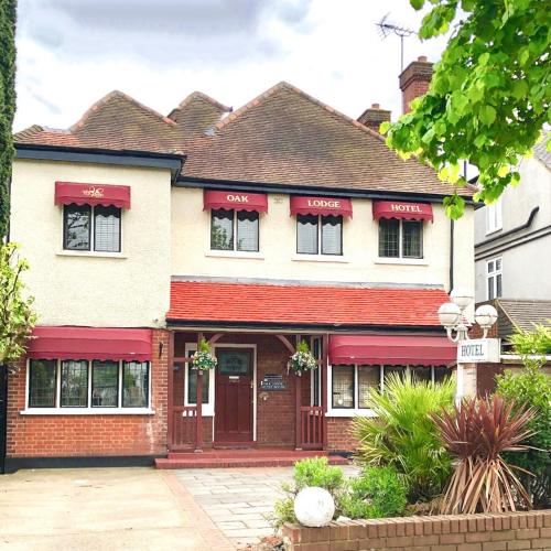 The Oak Lodge Hotel, Enfield, London