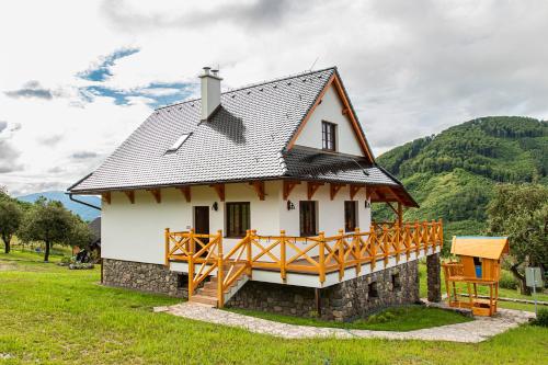 . Chata VČELÁRIK