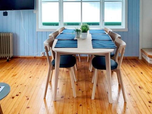 Зручності, person holiday home in LINDAS in Лінда