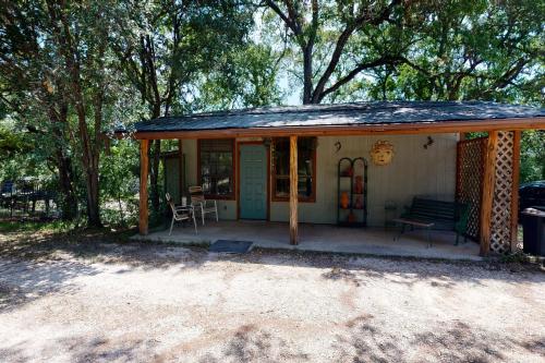 Shamrock Cottage in Ingram, USA