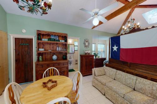 Shamrock Cottage - image 4