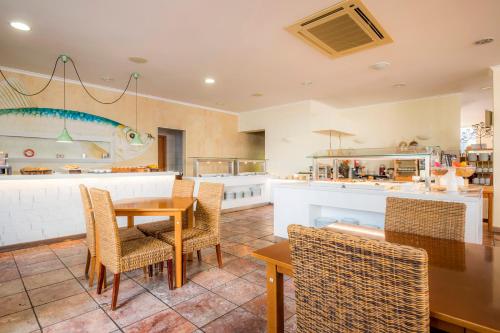 Clube Porto Mos - Sunplace Hotels & Beach Resort - image 2