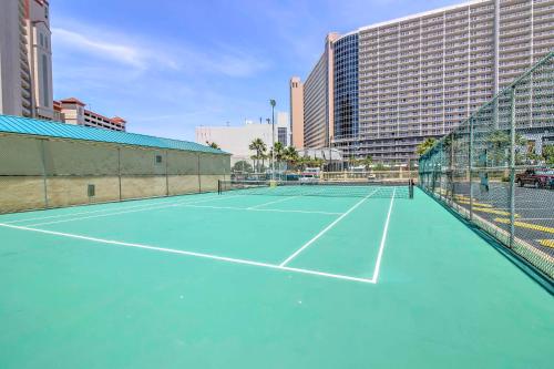 Newly Renovated Oceanfront Resort Condo with View! - image 12