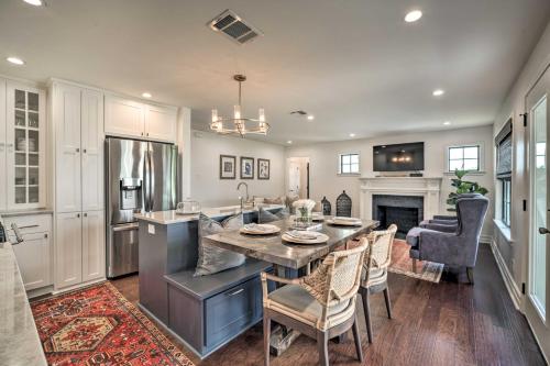 Renovated Cottage with Patio by TX AandM Campus! - image 8