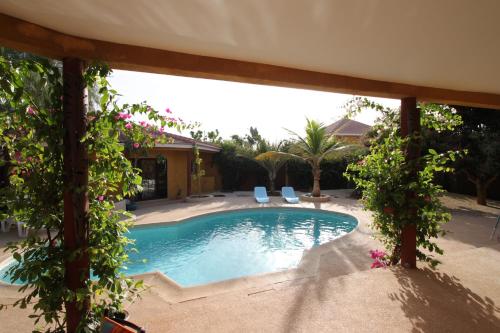 Svømmebasseng, Amour Senegal in Ngaparou