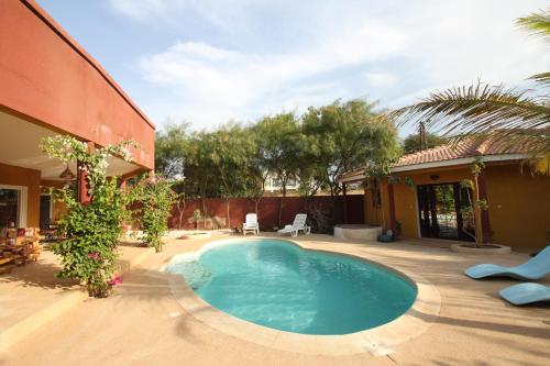 Svømmebasseng, Amour Senegal in Ngaparou