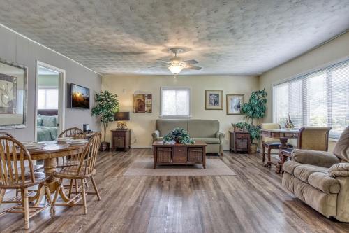 Winston Way - main image