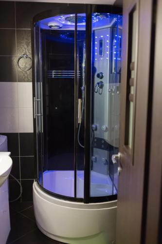 Studio G by MRG Apartments - image 12