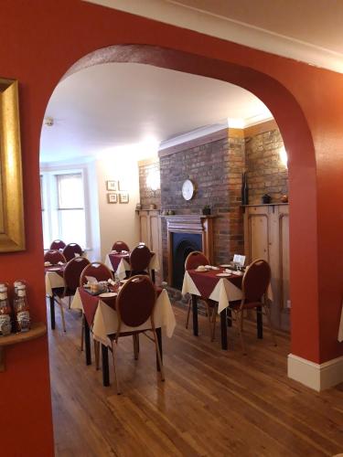 The Berkeley Guesthouse - image 12