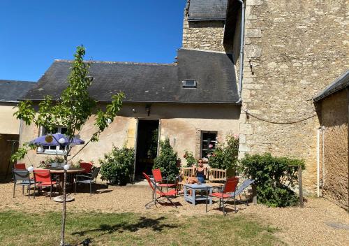 Instalaciones, Le Castel in Madeleine-Saint-Leonard
