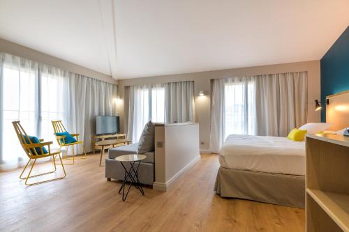 2 bedrooms, 3 beds
