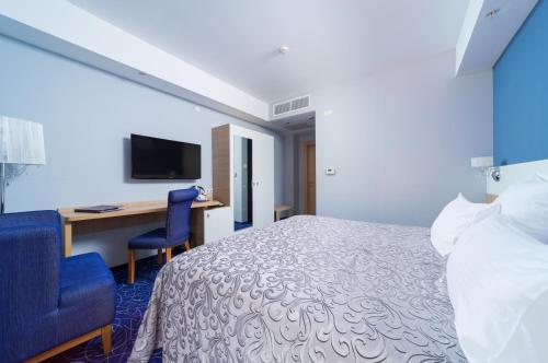 Denart Hotel Denart Hotel is conveniently located in the popular Sochi area. Featuring a complete list of amenities, guests will find their stay at the property a comfortable one. 24-hour front desk, facilities fo