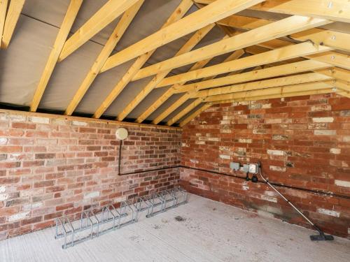 The Piggery - image 11