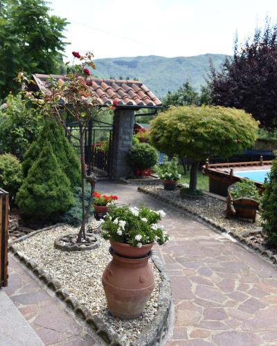  Baita La Stradella in Serravalle