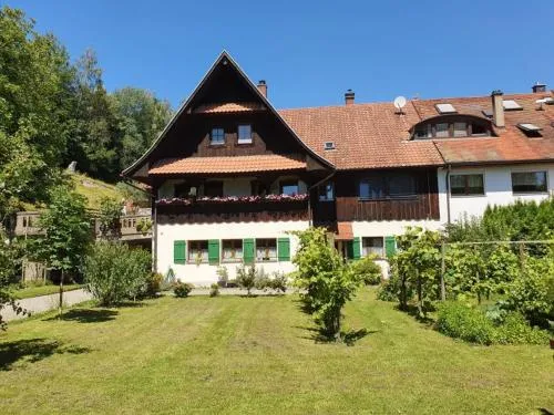 HAUS WALD und SEE - WASSERBURG in Wasserburg, Deutschland