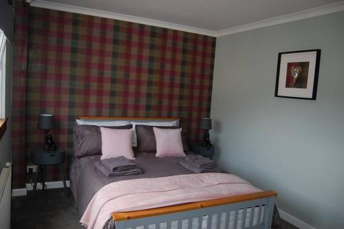 Creag Mhor Self Catering Holiday Apartment in แอบเบอร์โฟ