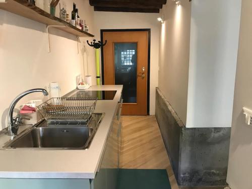 Canal view apartment, Benátky (fotografie 8)