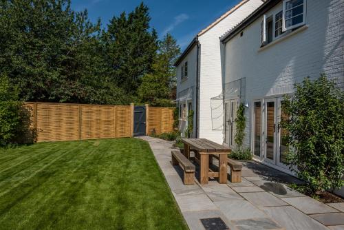 Owl Cottage - image 7