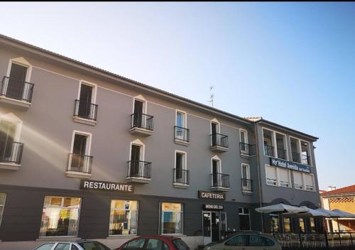 Hotel Avenida del Sotillo, La Lastrilla bei Torre Val de San Pedro