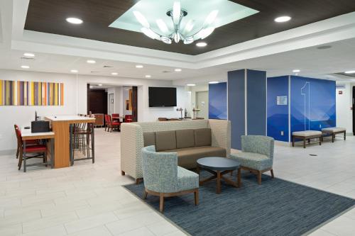 Holiday Inn Express Atlanta-Kennesaw