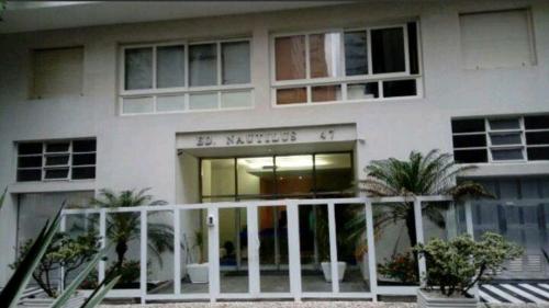 APARTAMENTO PE NA AREIA.