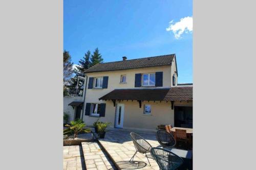 # Annexe de la Doustrie gîte à louer Vieure